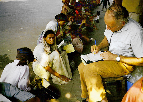 Dr. Jack Preger at work in Calcutta in 1982